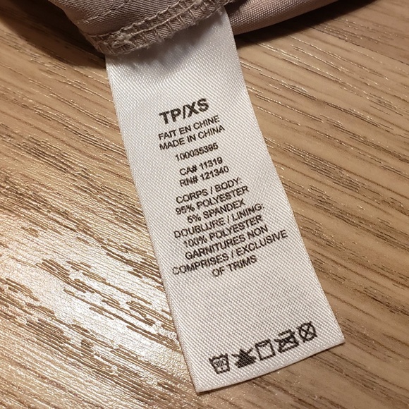 Sash-Tie Front High Waisted Shorts - Cream, XS - Picture 5 of 5